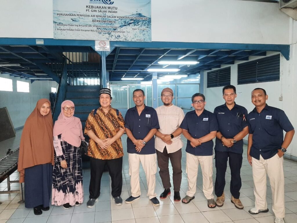 Proses Audit Halal yang Lancar: PT Girisalak Indah Mendapatkan Sertifikat Halal untuk Air Galon melalui LPH-KHT Muhammadiyah